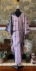 Robe maxi kaftan en rayonne teinte à la main, style shibori, grande taille, coupe ample, tenue bohème décontractée - Product Image 3