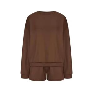 Conjunto de 2 Piezas de Ropa Deportiva Holgada de Alta Calidad para Mujer, Conjunto Informal Personalizado con Pantalones Cortos - Product Image 2