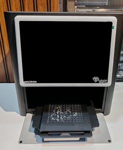 Las máquinas Trusure Zenith ofrecen una detección avanzada de diamantes CVD, HPHT, RFT y simulantes como el CZ. - Product Image 2