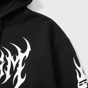 Sweat-shirt à capuche avec cornes de diable noires |   Pull-over Y2K Punk Goth Streetwear |   Imprimé tribal blanc à motifs de flammes sur les manches |   Sweat-shirt esthétique surdimensionné - Product Image 6