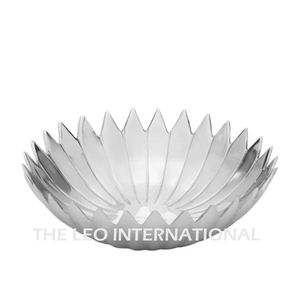 Cuenco Decorativo Japonés de Aluminio, Forma Redonda, Acabado Antiguo en Latón, Diseño de Pájaro en Vuelo, Estilo Moderno, Gran Venta - Product Image 6