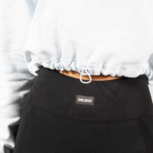 เสื้อฮู้ดครอปผู้หญิงทรงสลิมฟิต ผ้าริบยืดหยุ่น พิมพ์ลายโลโก้แบบกำหนดเองคุณภาพสูง พร้อมงานปัก - Product Image 5