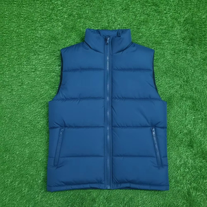เสื้อกั๊กพัฟเฟอร์ผู้ชายทรงสลิมขายดี ออกแบบใหม่ OEM ระบายอากาศได้ดี สวมใส่สบาย ไม่มีแขน ผลิตจากผ้าฝ้าย เหมาะสำหรับฤดูหนาว รับผลิตตามแบบ - Product Image 3
