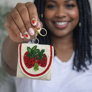 Llavero de bordado con cuentas delicadas de tacto suave, llavero creativo de bordado multicolor con cuentas. - Product Image 1
