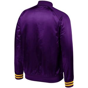 Service OEM en gros, Veste universitaire d'hiver coupe-vent et respirante, personnalisable en taille et logo, avec patchs en chenille et broderie chic - Product Image 4