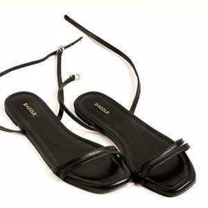 Sandales légères et confortables, tendance mode, antidérapantes, faites à la main, avec semelle intermédiaire antidérapante - Product Image 1