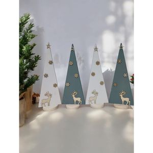 Sapin de Noël artisanal en bois et MDF pour des accents de décoration saisonnière - Product Image 1