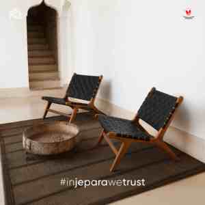 Chaise longue en teck écologique moderne faite à la main de qualité supérieure, avec revêtement en cuir tressé noir, pour salon, hôtellerie, résidence - Product Image 5