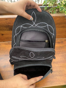 กระเป๋าสะพายข้างหนังกลับแท้แบบตะวันตกสำหรับผู้หญิง - Product Image 6