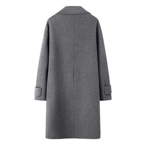 Fabricante de Abrigos Largos de Lana para Mujer, Diseño Personalizado OEM, Cuello Cruzado, Costuras en Contraste, Solapa, Abrigo de Invierno - Product Image 3