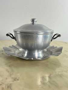 Soupière ronde en métal avec couvercle, bol de service classique pour buffet, idéal pour la restauration - Product Image 5