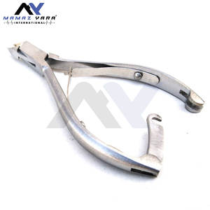 Coupe-ongles professionnel robuste à pointe incurvée en acier inoxydable pour ongles épais, pour les ongles des orteils et des doigts, avec poignée ergonomique - Product Image 4