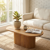 Table basse ovale en bois massif moderne avec piétement cannelé, en teck artisanal, style minimaliste Japandi, meubles de salon