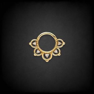 Pendiente de Aro de Zirconia de Plata de Ley 925 Bañado en Oro con Bisagra para Piercing de Septum, Daith y Hélix - Product Image 3