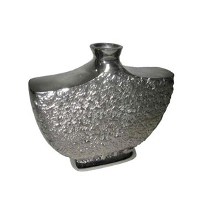 Elegante Florero de Aluminio con Exterior Texturizado para una Decoración con Estilo en el Hogar - Product Image 2