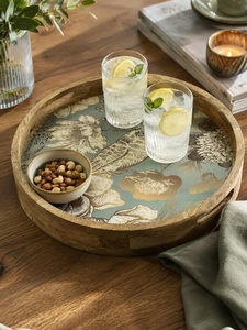 Bandeja Redonda de Madera para Almacenamiento con Diseño de Aves y Flores, Acabado Lacado, Estilo Moderno, Apta para Lavavajillas, Multifuncional - Product Image 1