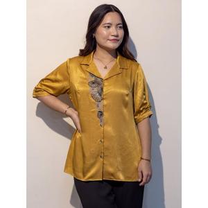 Chemise boutonnée pour femme Evergreen, idéale pour le bureau, les voyages et les occasions décontractées, achetez directement auprès du fournisseur - Product Image 1