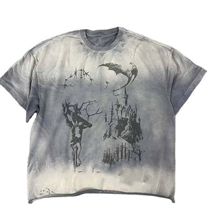Camiseta de manga corta con cuello redondo y estampado gótico tie-dye para hombre, de algodón jersey, corte regular oversize. - Product Image 1