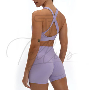 Ensemble de yoga sans couture pour femmes : soutien-gorge de sport et short taille haute avec logo frontal, séchage rapide, idéal pour la gym, la course et l'entraînement - Product Image 6