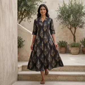 Robe ethnique noire imprimée pour femme, col chemise, manches trois quarts, coupe évasée, style décontracté et traditionnel pour le quotidien - Product Image 5