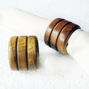 Anneaux de serviette en bois écologiques pour la décoration de table à manger, ensemble de douze pièces pour la décoration de la maison et de la cuisine - Product Image 4