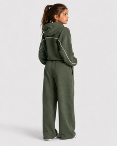 Conjunto Deportivo Personalizado para Niñas, Sudadera con Capucha y Pantalones Deportivos de Felpa, Estilo Casual - Product Image 2