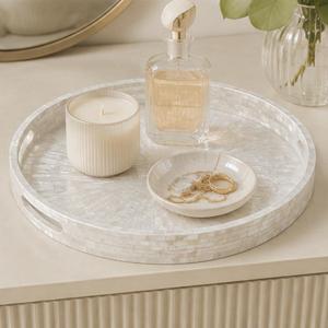 Plateau rond de luxe en nacre, mosaïque de coquillages blancs Capiz, plateau de service avec poignées, écologique, fait main, plateau en nacre en gros - Product Image 4
