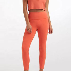 Leggings deportivos transpirables para mujer, talla grande, cintura alta, moldeadores, con soporte, para entrenamiento y estilo de vida activo. - Product Image 2