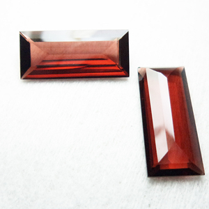 Pierre de grenat de qualité supérieure, qualité 3A, taille baguette, paire de 6x12mm, 2 pièces au total, 7 carats, rouge intense, pierres brutes pour bijoux, PDM Gems - Product Image 3