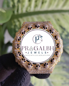 นาฬิกาข้อมือเพชรหรู Pragalbh Jewels รุ่น Iced Out หน้าปัดลายหัวกะโหลก ตัวเรือนสแตนเลสสตีล ระบบควอตซ์ สำหรับผู้ชาย - Product Image 3