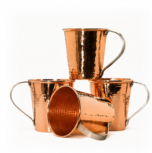 Vente en gros de mugs Moscow Mule en cuivre massif, design martelé artisanal, mugs à bière pour bars et fêtes, personnalisables OEM - Product Image 3