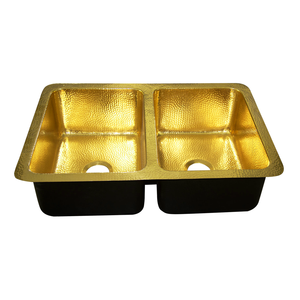 Fregadero de cocina de diseño tradicional con doble cubeta, acabado brillante en latón pulido, para cocina moderna. - Product Image 2