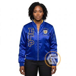 GREEK TREASURES เสื้อแจ็คเก็ตวาร์ซิตี้แบบควิลท์ปักลายผ้าซาตินสำหรับผู้หญิงของชมรมซิกมาแกมมาโร-แบบสั่งทำพิเศษ กันน้ำ กันลม - Product Image 4