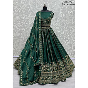 Collections de velours de vêtements de mariée indiens pour la mariée avec le travail de Zarkhan par Fabzone - Product Image 2