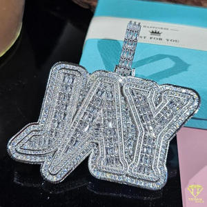 Collier cubain de luxe avec pendentif « JAY » en moissanite et diamant, bijou statement pour homme - Product Image 6