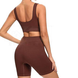 Ensemble de yoga côtelé bordeaux pour femme, haut court dos nageur à col en V et leggings taille haute longueur genou, 2 pièces, couleur unie, tenue de sport - Product Image 3