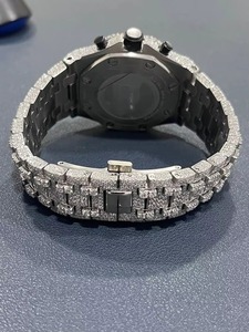 Reloj cronógrafo unisex de lujo de acero inoxidable con diamantes incrustados, esfera analógica, caja redonda de 41 mm, cierre desplegable, movimiento de cuarzo. - Product Image 2