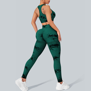 Ensembles 3 pièces pour femmes : pantalon taille haute sculptant les fesses, short et soutien-gorge de sport pour le sport, l'entraînement et le yoga - Product Image 2