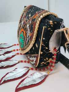 กระเป๋าสะพายข้างผู้หญิงทันสมัย ทนทาน น้ำหนักเบา ปิดด้วยซิป กระเป๋าสะพายไหล่แบบครอสบอดี้ กันน้ำ ใช้ได้ทุกวัน สำหรับเดินทางและใช้งานทั่วไป - Product Image 4