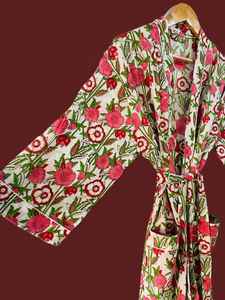 Albornoz de Algodón Floral para Spa, Hotel o Resort, con Cinturón de Diseño a Rayas, Proveedor al por Mayor en EE. UU., Reino Unido y Australia - Product Image 4