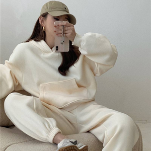 Ensemble de survêtement pour femme en molleton technique 100% coton respirant de haute qualité, deux pièces, coupe ample, à capuche, pour l'hiver - Product Image 1