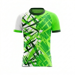 Maillot de foot personnalisé respirant pour jeunes, sublimé, 100 % polyester, tissu mesh, t-shirt anti-transpiration, coupe athlétique - Product Image 6