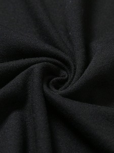 T-shirts décontractés respirants pour la saison estivale, nouveaux designs, imprimé drapeau américain, sur mesure, doublure noire et rouge, fabriqué au Pakistan - Product Image 5