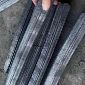 Carbón Vegetal AVC Hexagonal Tipo B para Asado Industrial, Combustión Estable, Contenedor de 40 Pies - Product Image 5