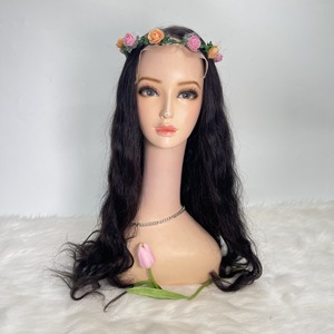 Las pelucas onduladas naturales más vendidas, elaboradas con cabello humano crudo 100%, ofrecen una apariencia impresionante con puntas completas y saludables - Product Image 3