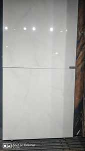 Azulejos de Porcelana Blanco Brillante, Variante Blanco Súper Brillante, 120x240cm, Aspecto de Mármol Minimalista, Azulejos para Pared y Piso, Estilo Contemporáneo - Product Image 4