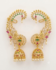 Pendientes de Oreja Ovalados con Jhumka Colgante, Aretes Étnicos Tradicionales para Mujer, Bañados en Oro, Clásicos, Venta al por Mayor - Product Image 1