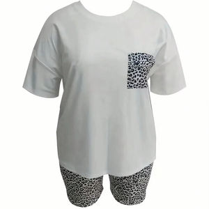 Ensemble imprimé pour femme, t-shirt à manches courtes col rond et short, tenue de sport 2 pièces, fabriqué au Pakistan - Product Image 1