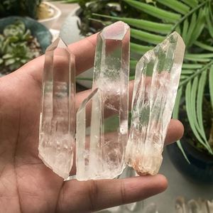 Vente en gros de pierres de guérison en quartz cristal naturel transparent, sculptées, écologiques, pour le Feng Shui, le Reiki et la décoration intérieure - Product Image 3