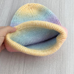 Bonnet en laine unisexe personnalisé à motif lettres imprimé numériquement, tricoté, respirant et imperméable, style urbain, pour adulte - Product Image 4